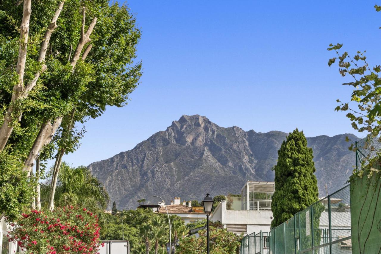 マルベーリャ Casa Adrianaヴィラ エクステリア 写真